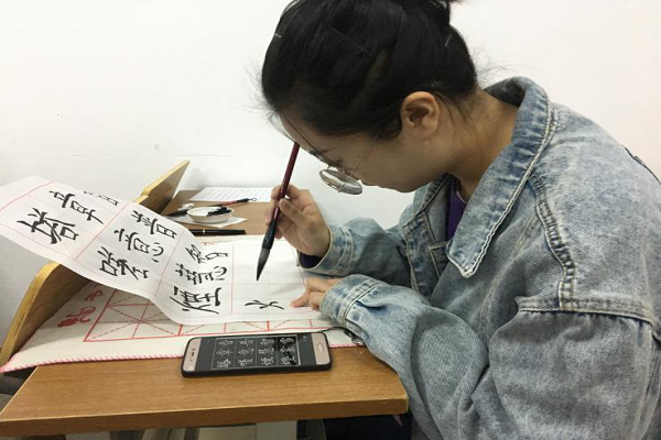 1542257097497017.png 图片1.png
